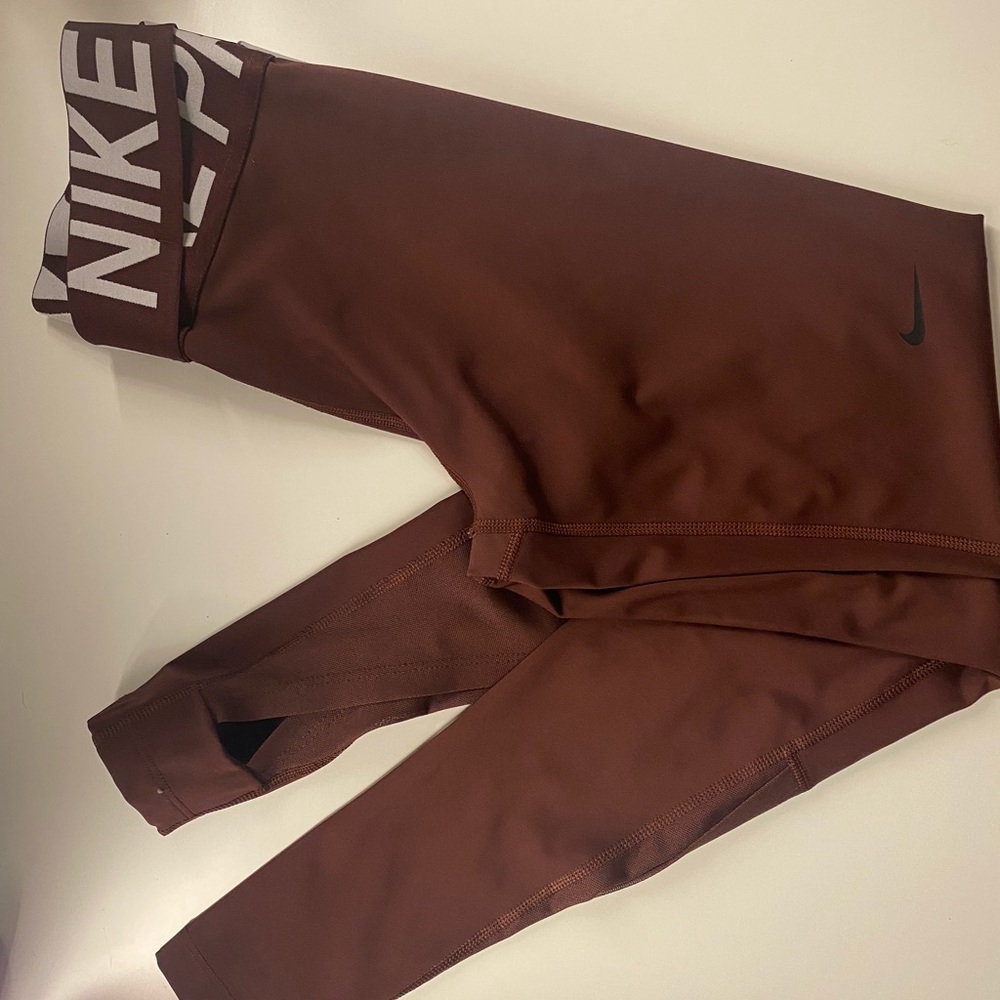 Nike Pro leggings